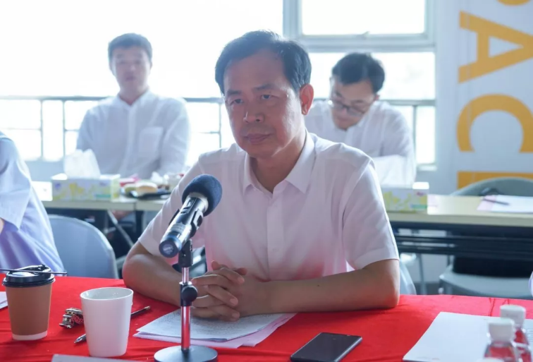 精準(zhǔn)對接，聚焦科創(chuàng) 市中黨政代表團走進設(shè)計城舉行“雙招雙引”對接會