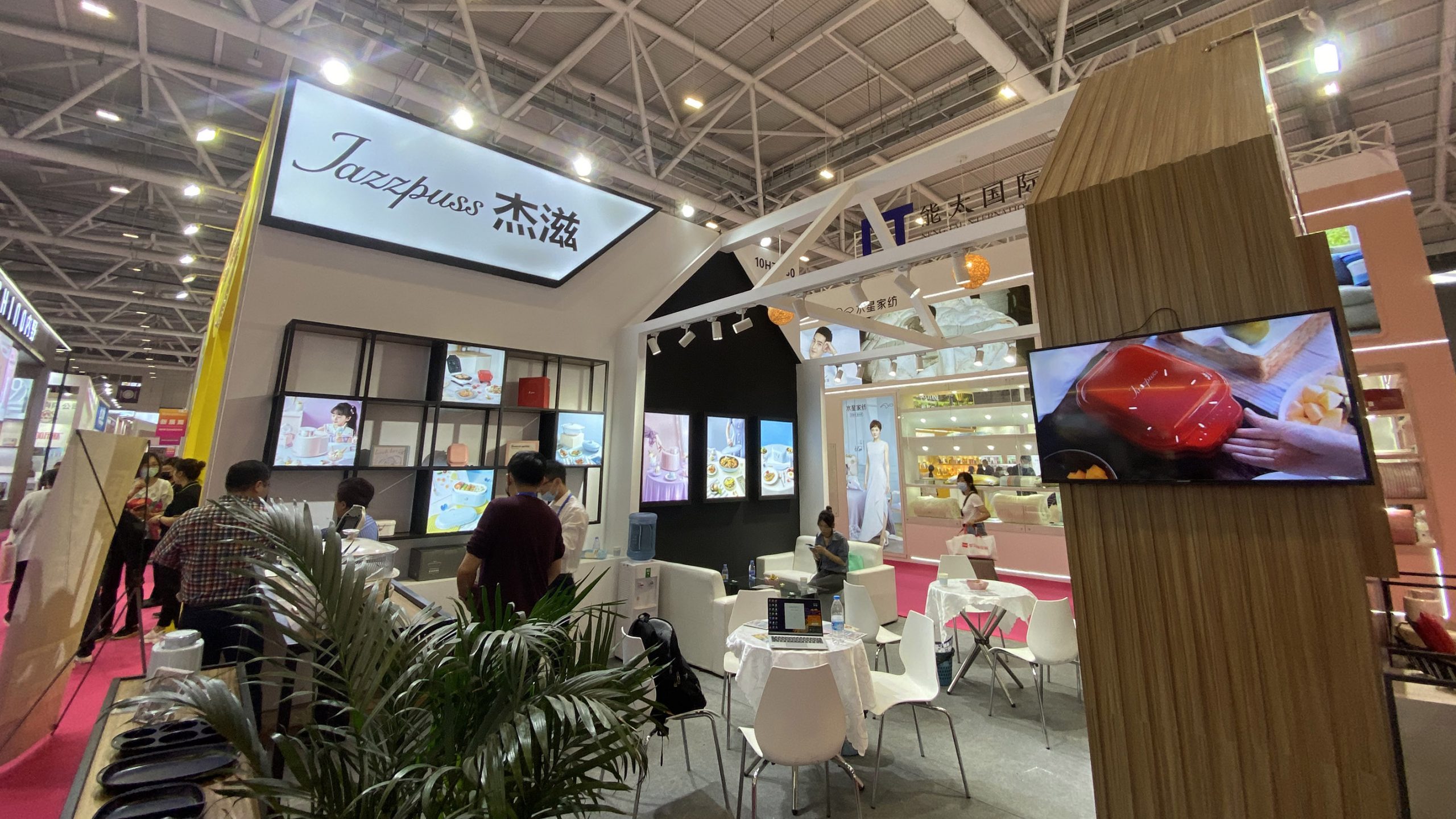 設計城企業打卡第29屆深圳國際禮品展，“設計順德”吸睛無數！