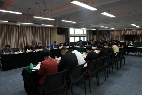 焦作市新的社會(huì)階層人士聯(lián)誼會(huì)實(shí)踐創(chuàng)新基地觀摩活動(dòng)在中原工業(yè)設(shè)計(jì)城舉辦