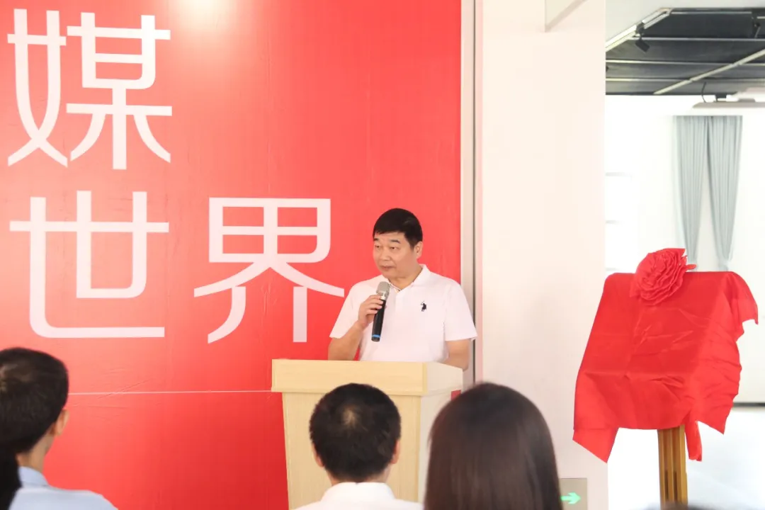 喜訊！中部教裝城喜迎一國(guó)內(nèi)知名設(shè)計(jì)大咖入駐，他是誰(shuí)？