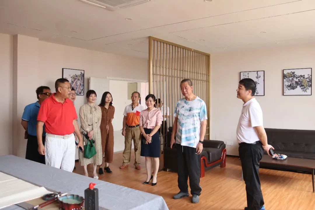 喜訊！中部教裝城喜迎一國(guó)內(nèi)知名設(shè)計(jì)大咖入駐，他是誰(shuí)？