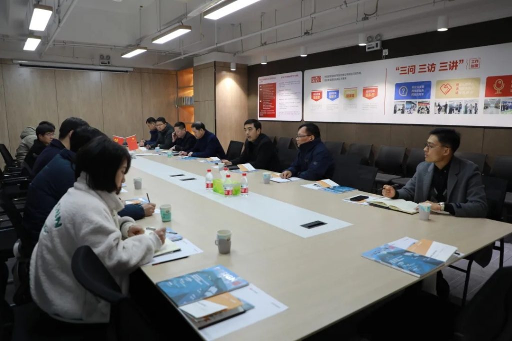 山陽區委常委、組織部長柴英杰到訪中原工業設計城參觀指導