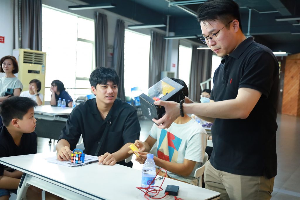 香港青年探尋設(shè)計(jì)城 共赴大灣區(qū)創(chuàng)新之旅