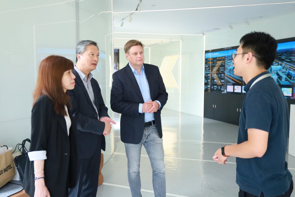 iF總裁走進設(shè)計城 與順德設(shè)計展開國際對話