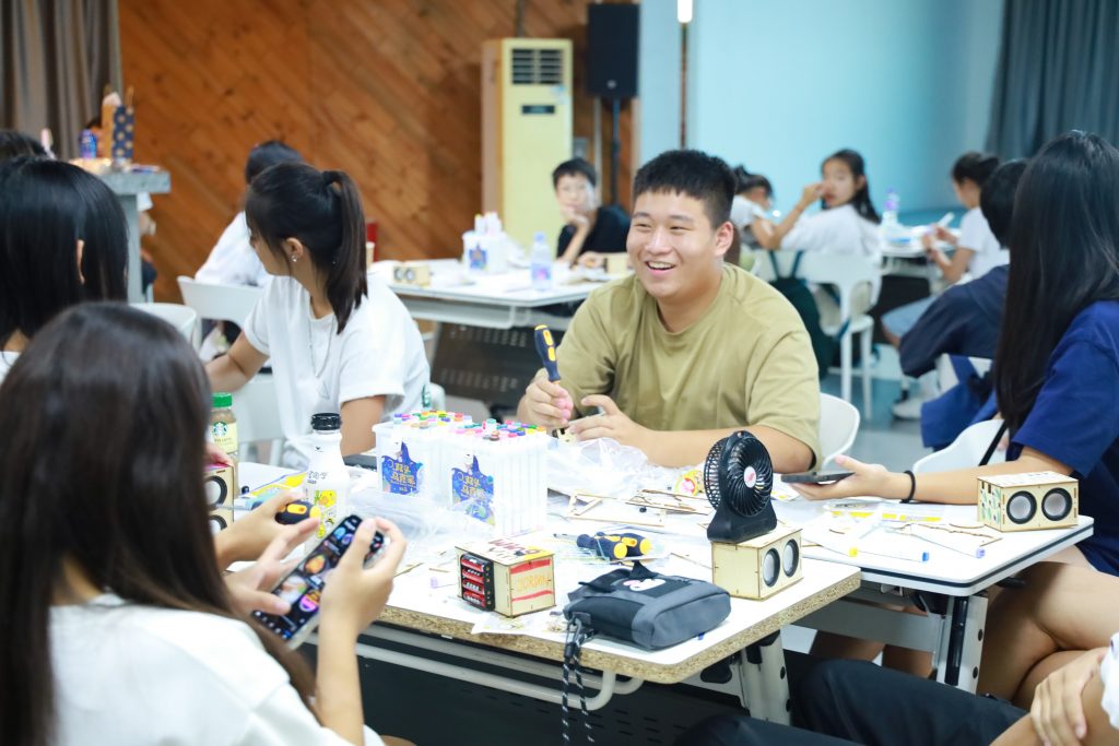 香港青年探尋設(shè)計(jì)城 共赴大灣區(qū)創(chuàng)新之旅