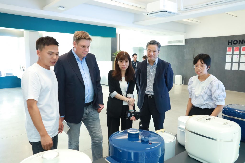 iF總裁走進設(shè)計城 與順德設(shè)計展開國際對話