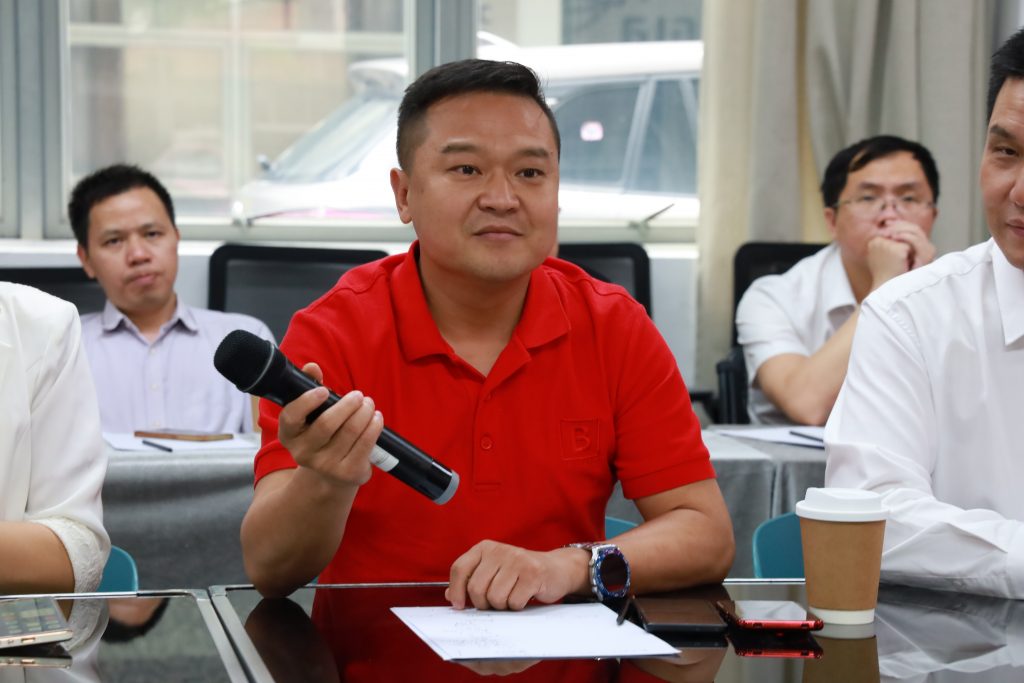 深佛企業(yè)代表共議“設(shè)計+科技”合作 加快形成新質(zhì)生產(chǎn)力