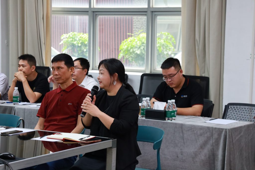 深佛企業(yè)代表共議“設(shè)計+科技”合作 加快形成新質(zhì)生產(chǎn)力