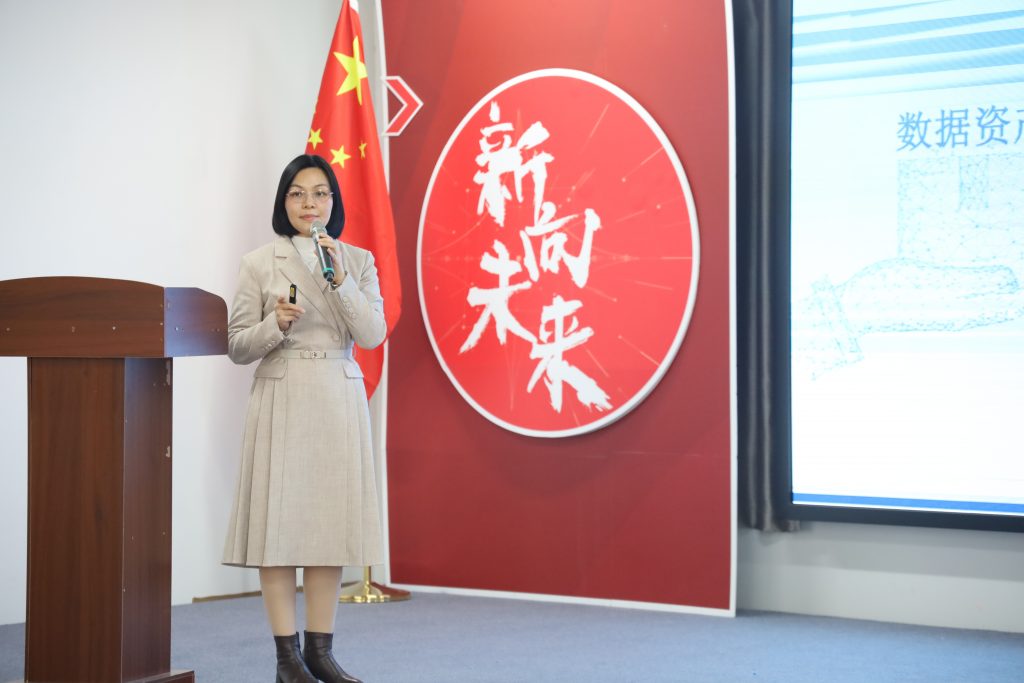 專利轉(zhuǎn)化 賦能發(fā)展——“企業(yè)高價(jià)值收益點(diǎn)金之道專題講座”在設(shè)計(jì)城舉行